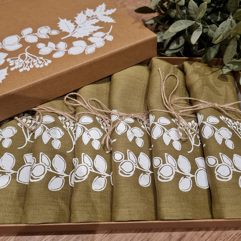 'Winter Berries' Pure Linen Napkin - Set of 6